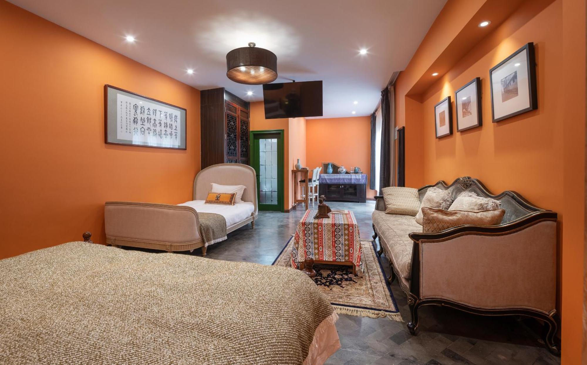 Hotel Cote Cour Deductive Beijing - Quadrangle Close To Tiananmen Square & Forbidden City & Nanluoguxiang, Walk To Wangfujing, English Speaking, Free Wifi, Free Laundry, Free Wonton & Noodles With Tour Ticket Service, Free Selfies With Ancient Costum מראה חיצוני תמונה
